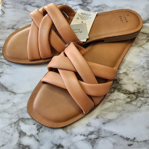 NWT A New Day Light Brown Rory Cushioned Straps and Memory Foam Insoles Sz 9.5 - Picture 4 of 13